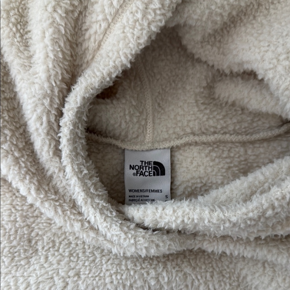 The North Face women’s Sherpa pullover hoodie - Picture 3 of 4